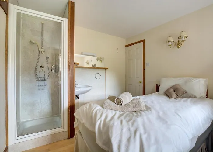 2 Bed In Oc-ds321 * Thwaite