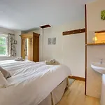 2 Bed In Oc-ds321 * Thwaite