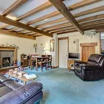 2 Bed In Oc-ds321 Holiday home