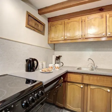 2 Bed In Oc-ds321 Thwaite